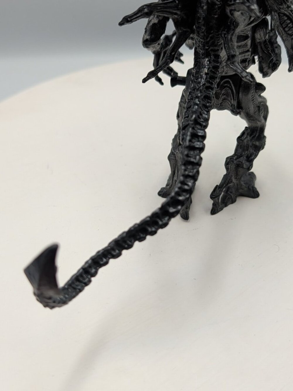 Vintage 1992 Kenner ALIENS Queen Alien Deluxe Xenomorph Action Figure 6" - Picture 7 of 9